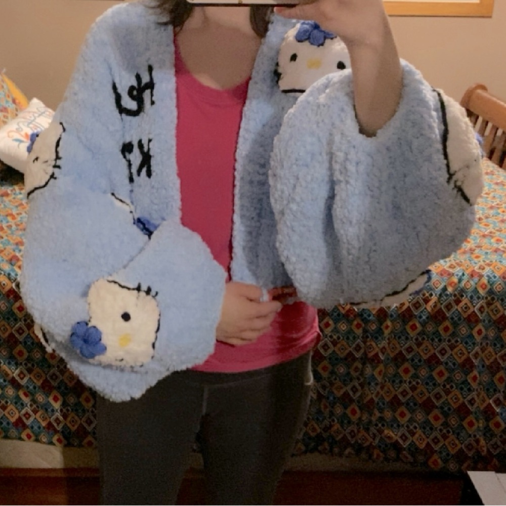 Hello Kitty cardigan